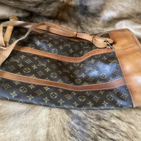 VINTAGE LOUIS VUITTON MONOGRAM CANVAS RANDONNEE GM BACKPACK - Picture 6 of 11